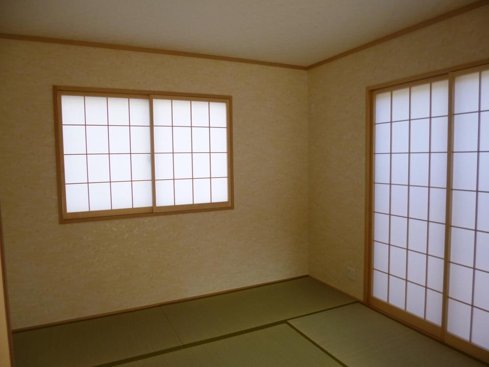 Non-living room. (August 2013) Shooting