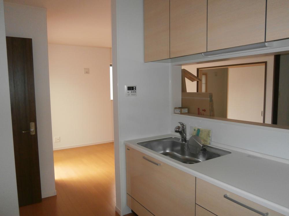 Kitchen. Local (10 May 2013) Shooting