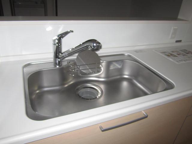 Kitchen. Room (August 2013) Shooting