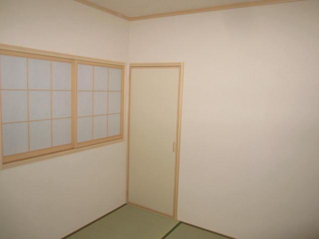 Non-living room. Room (August 2013) Shooting