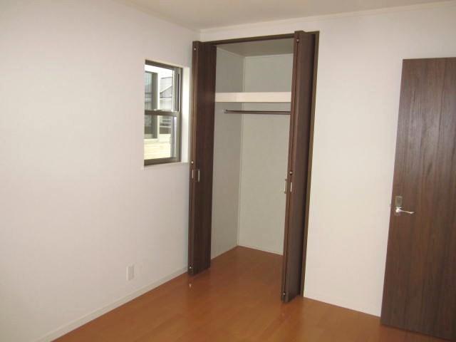 Non-living room. Room (August 2013) Shooting