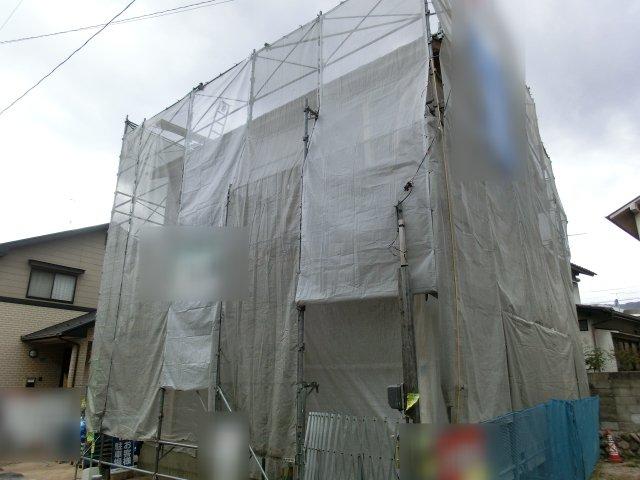 Local appearance photo. Heisei is scheduled to be completed 25 years of the end of December.