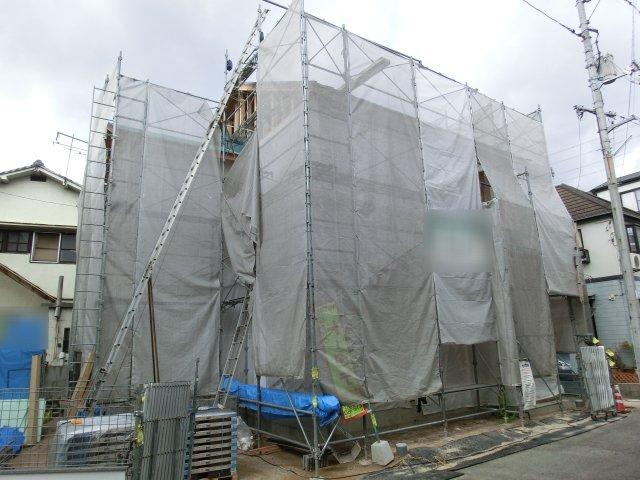 Local appearance photo. 18.1 Pledge of LDK