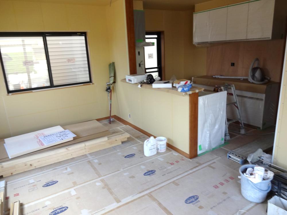 Living. Indoor (September 2013) Shooting 1st floor LDK17 Pledge Carpentry work in 2013 September 30, scheduled to be completed