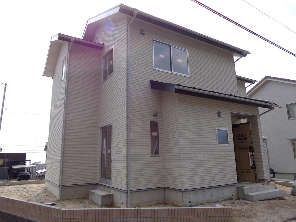 Local appearance photo