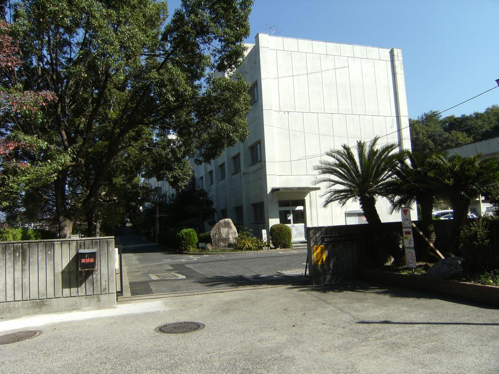 Junior high school. Anzai 1700m until junior high school