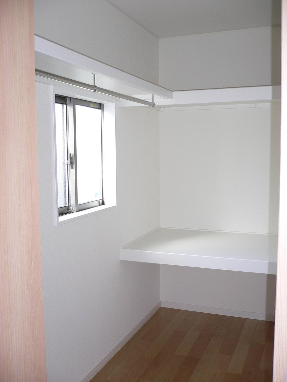 Receipt. About the bedroom 2.5 Pledge of walk-in closet