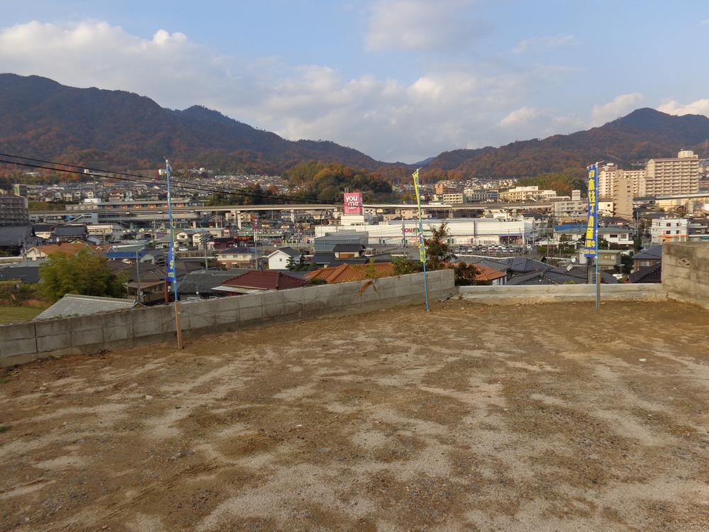 Local appearance photo. Local (12 May 2013) Shooting