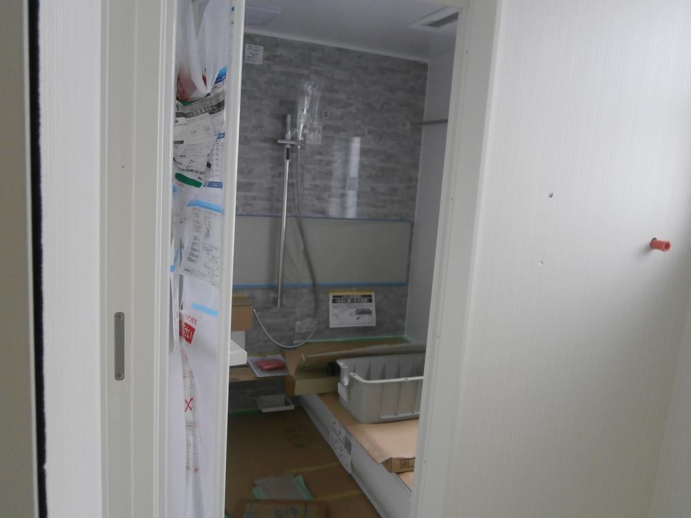 Bathroom. Indoor (April 2013) Shooting