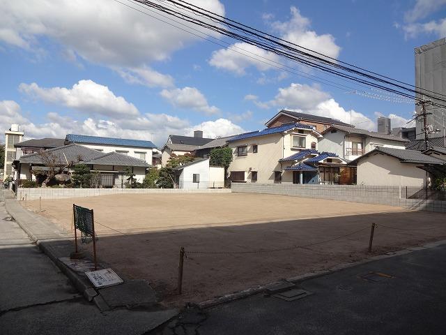 Local photos, including front road. Local 2013.10.05 shooting