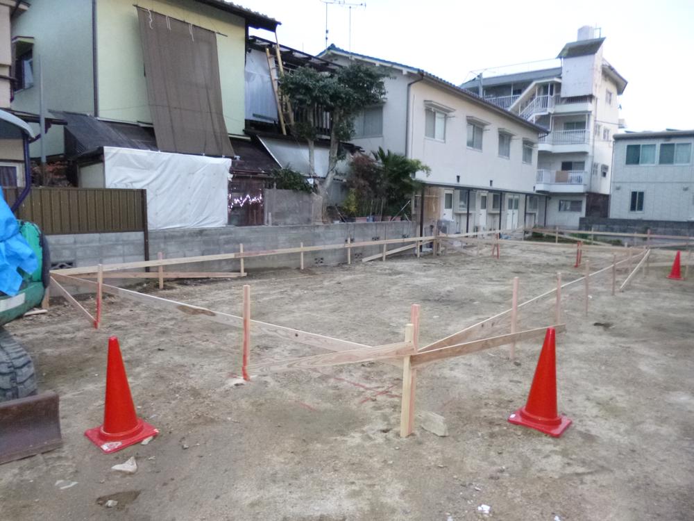 Local appearance photo. Local (12 May 2013) Shooting