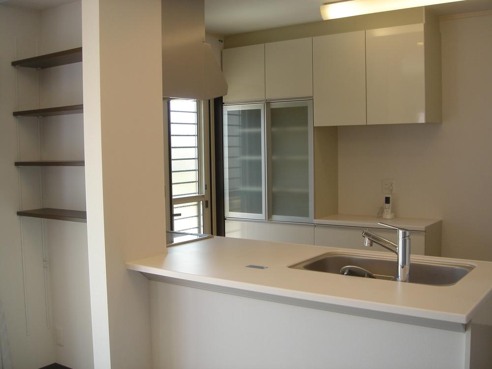 Kitchen. And furnishing also cupboard to put the dishes, It is convenient