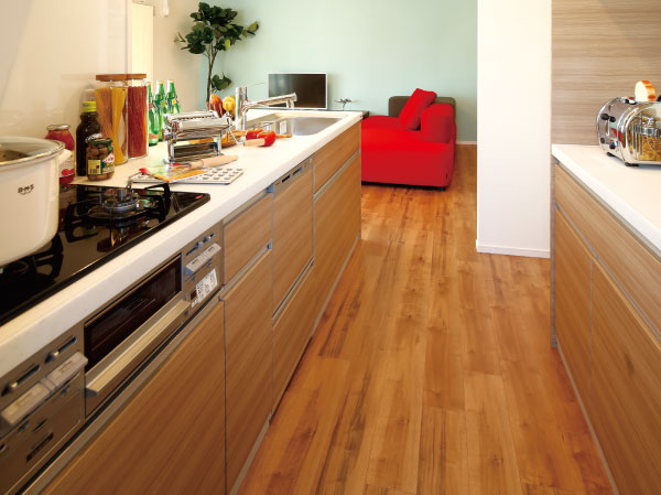 Kitchen.  [kitchen] Coordinating the beautiful and functional kitchen space. Storage of under the sink is, Also can be seen at a glance those that closed in the back, Adoption of the take-out easy to slide storage.