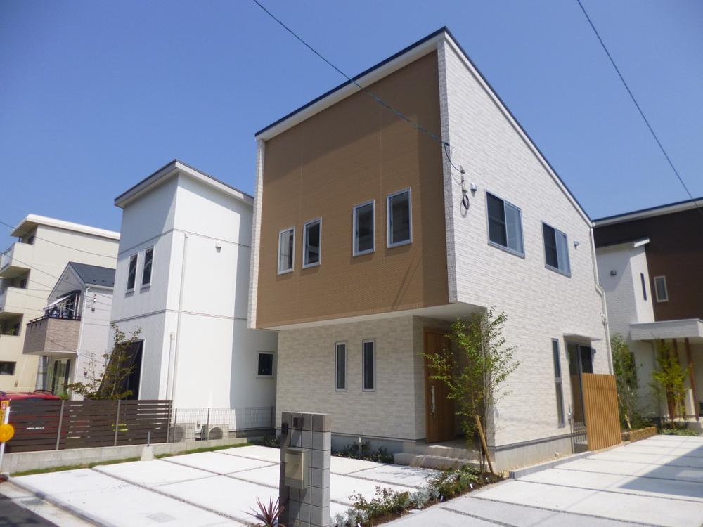 Local appearance photo. (July 2013) Shooting