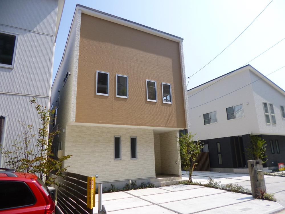 Local appearance photo. (July 2013) Shooting