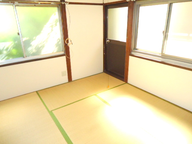 Other room space. There is also a brightness!