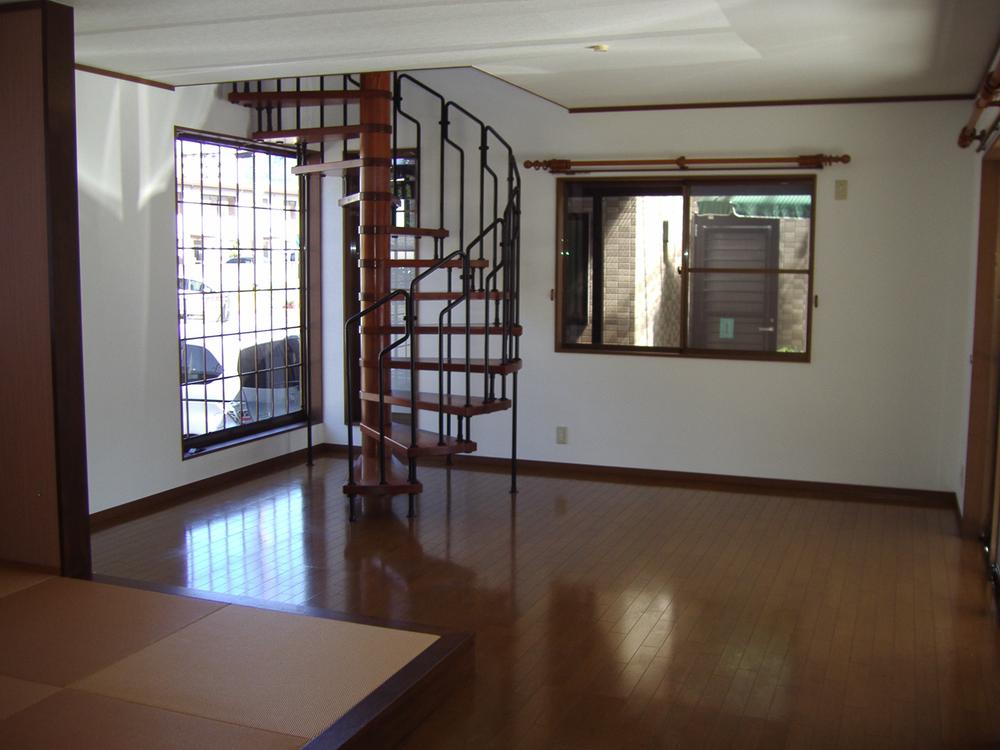 Living. Room (August 2013) Shooting