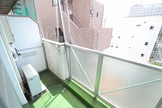 Balcony.  ☆ It is a bright room ☆