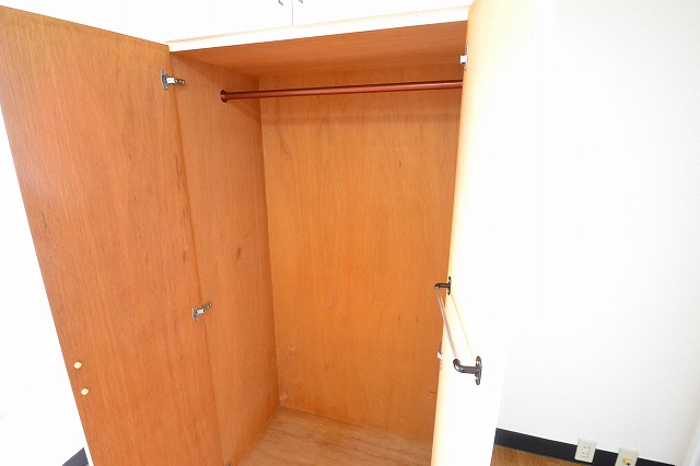 Receipt.  ☆ Also There are a lot of storage ☆