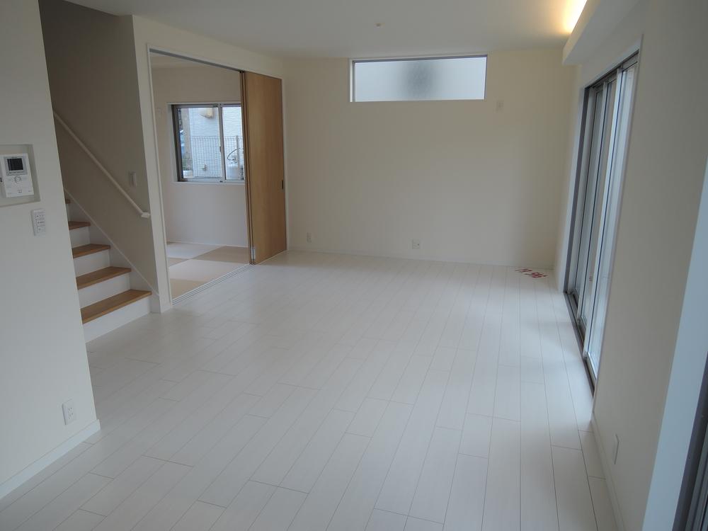 Living. Indoor (11 May 2013) Shooting