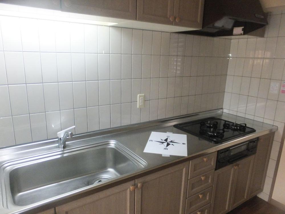 Kitchen. Indoor (July 2013) Shooting