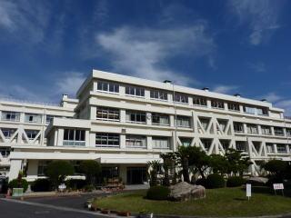 Junior high school. 1787m to Hiroshima Municipal Ushida junior high school
