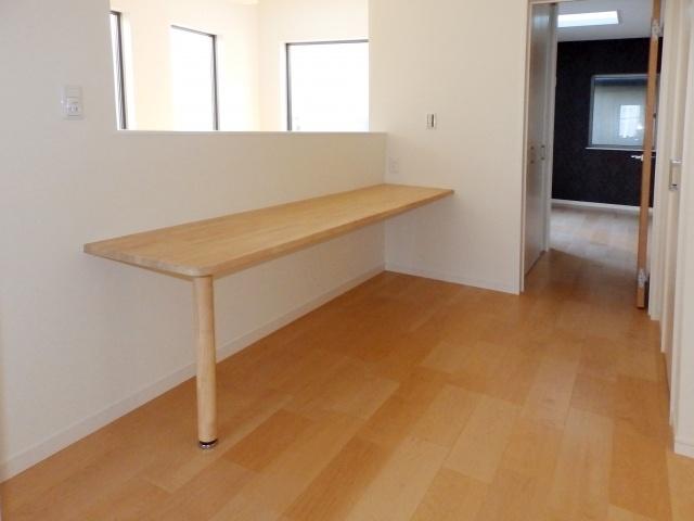 Other. 2F With study counter to the family hall