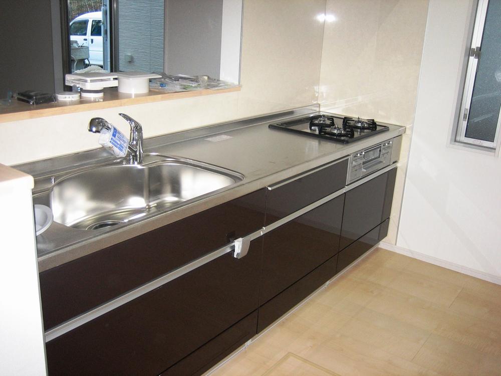 Kitchen. Local (12 May 2013) Shooting