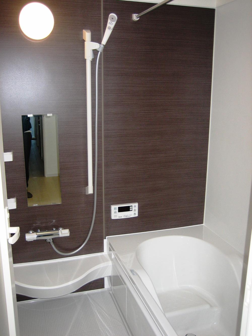 Bathroom. Local (12 May 2013) Shooting