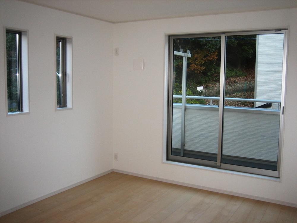 Non-living room. Indoor (12 May 2013) Shooting