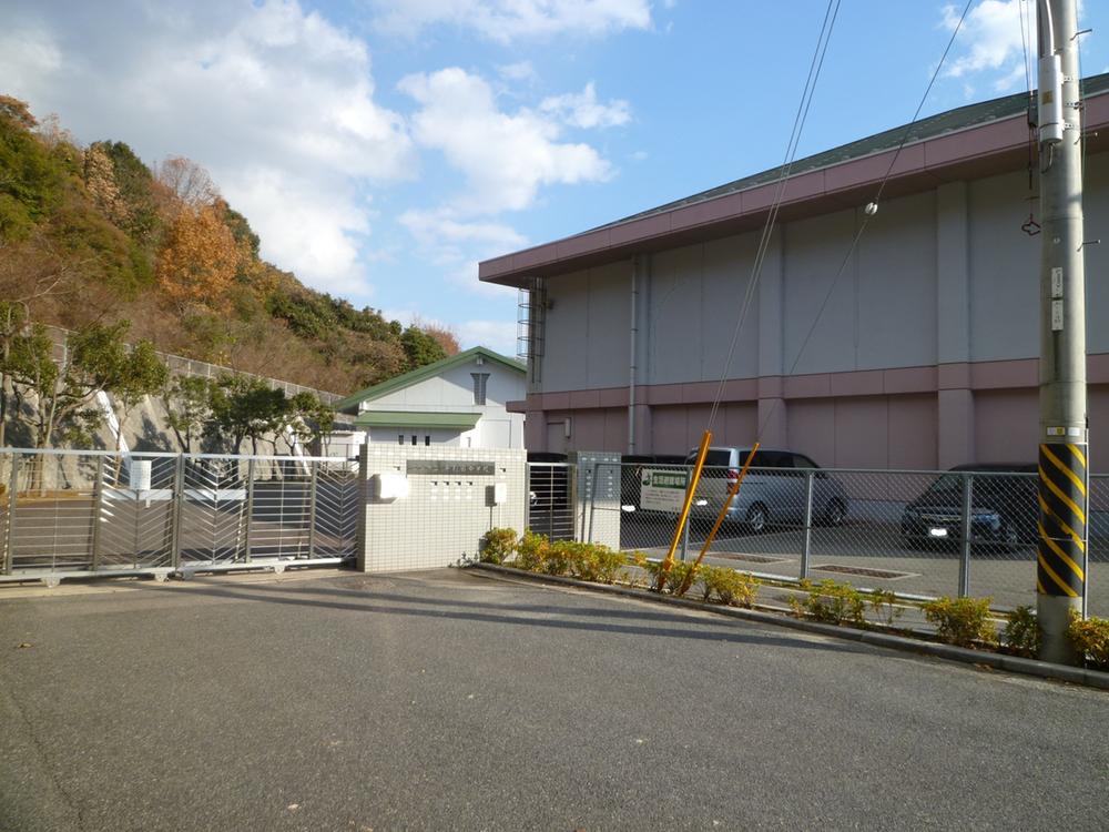 Junior high school. 718m to Hiroshima City Museum of Waseda Junior High School