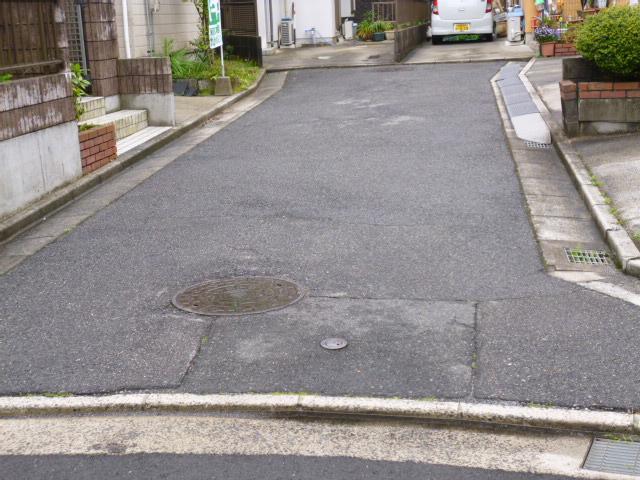 Local photos, including front road. Local (May 2013) Shooting