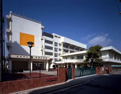 Primary school. 1410m to Hiroshima Municipal Ushida Elementary School