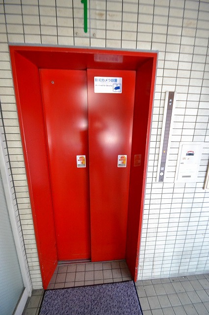 lobby.  ☆ Apartment is equipped with elevator ☆