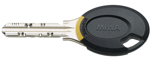 Security.  [Non-touch key] Entrance of the auto lock, Adopt a non-touch key (entrance hall only), which can only unlock closer to key. Saves you the trouble of pointing the key into the keyhole. Even when the residents return home, Even when the customers to visit, Peace of mind ・ safety, You can move to each dwelling unit smoothly.