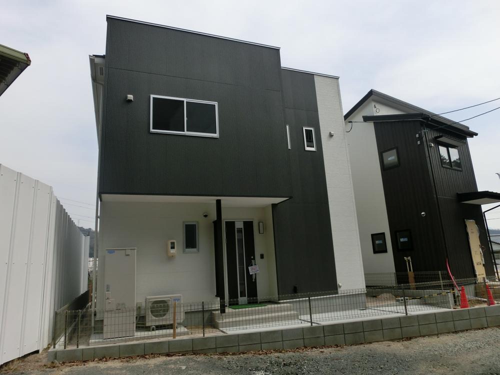 Local appearance photo. Local (March 2013) Shooting