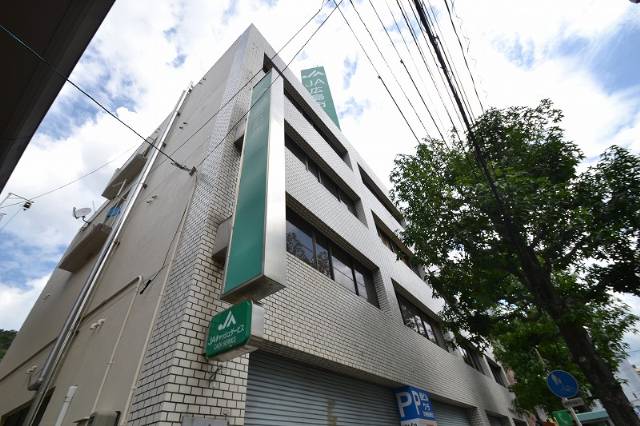 Bank. JA 628m to Bank (Bank)