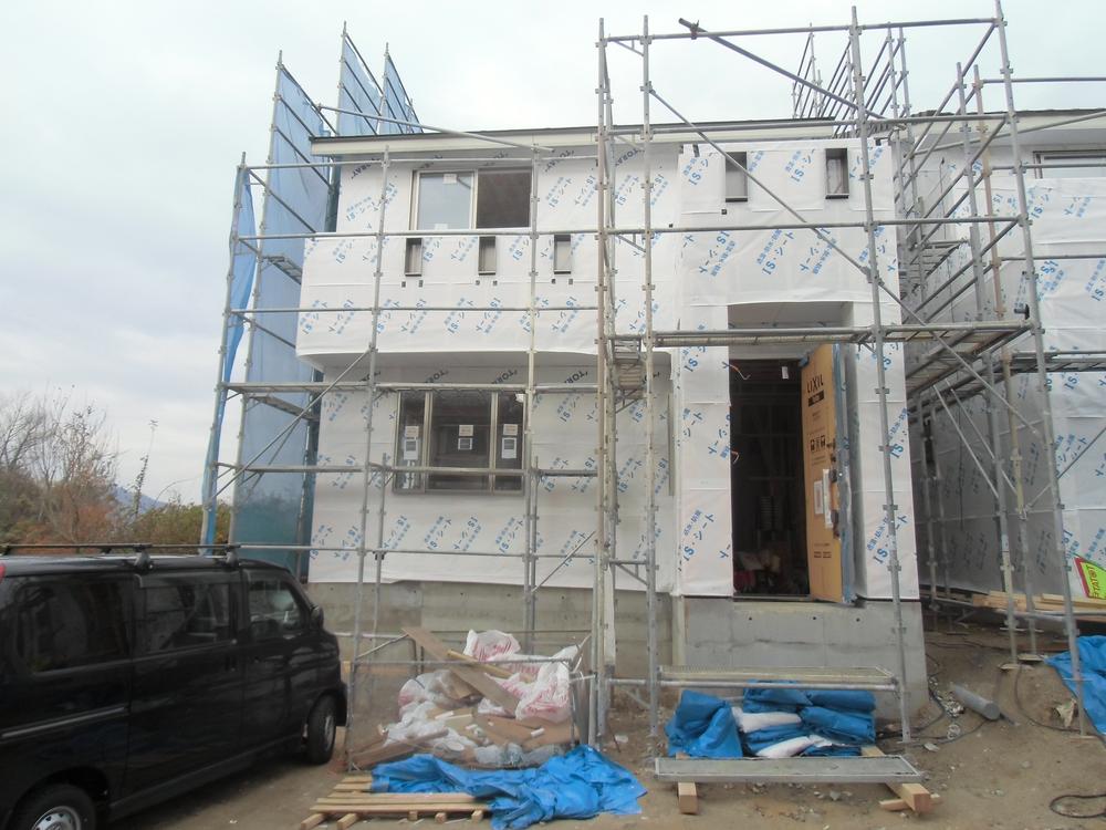 Local appearance photo. Local (12 May 2013) Shooting