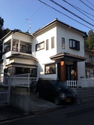 Local appearance photo. It is a photograph of appearance.