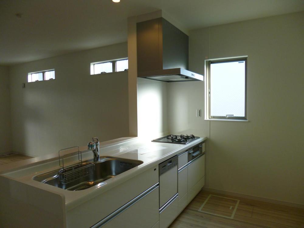 Kitchen. (December 2012) Shooting