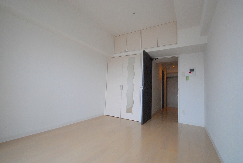 Living and room. Also popular for young people in the large living