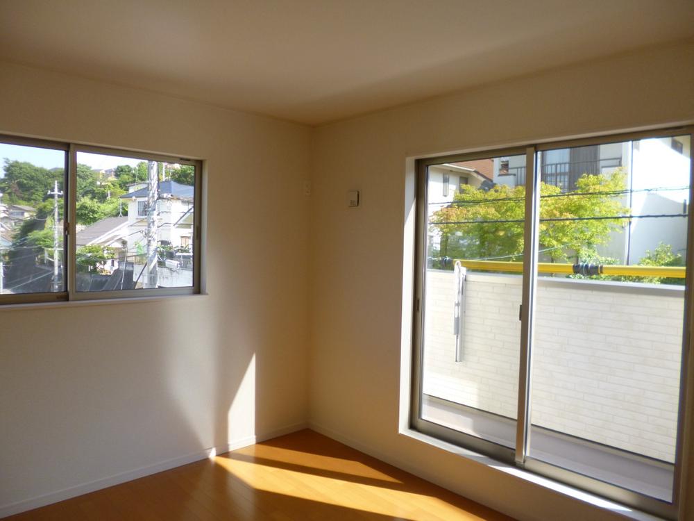 Non-living room. (July 2013) Shooting