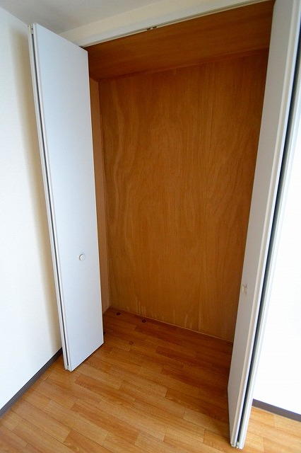 Receipt. ☆ Also There are a lot of storage ☆