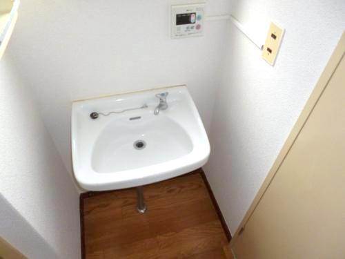 Washroom. Good floor plan, which is also dressing room!