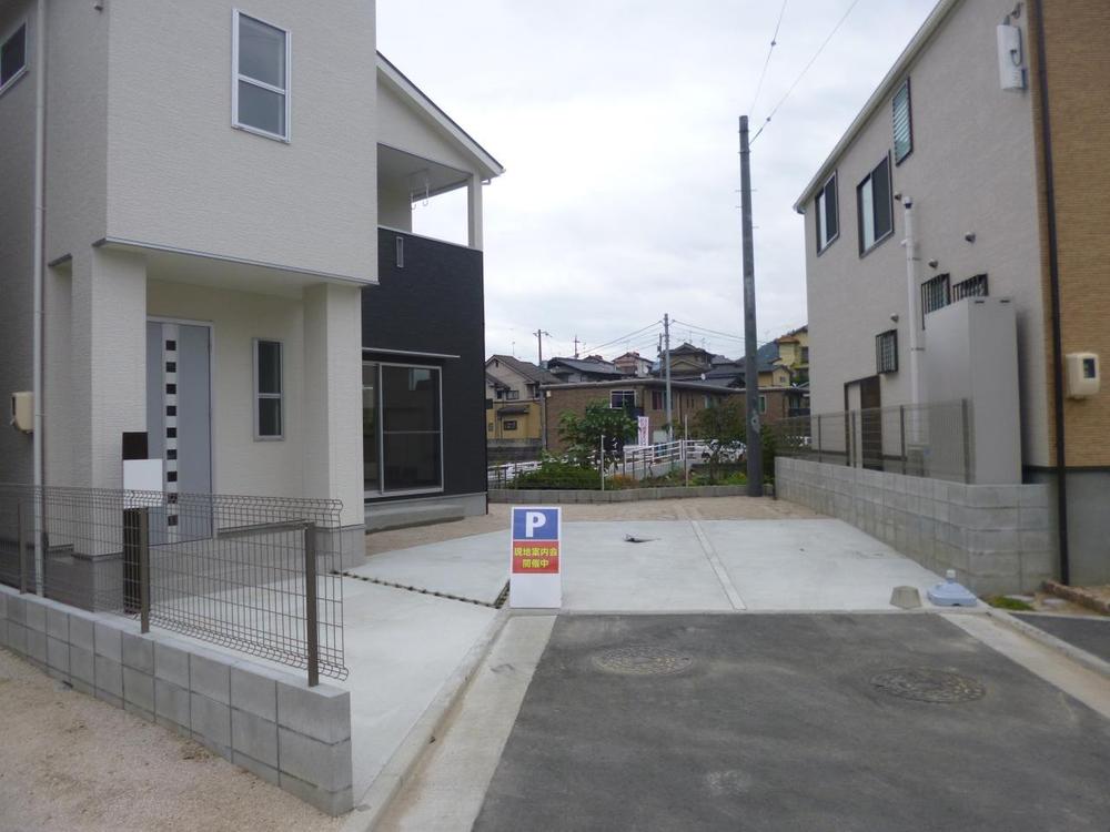 Parking lot. Local (September 2013) Shooting