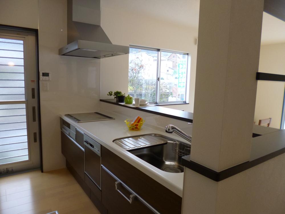 Kitchen. (October 2013) Shooting