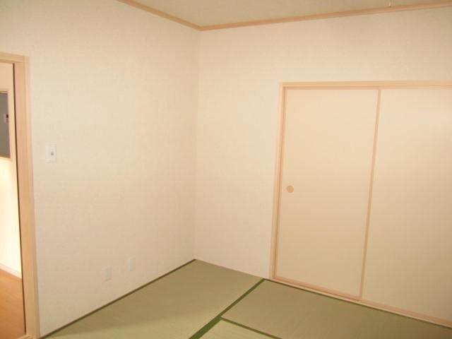 Non-living room. Room (August 2013) Shooting