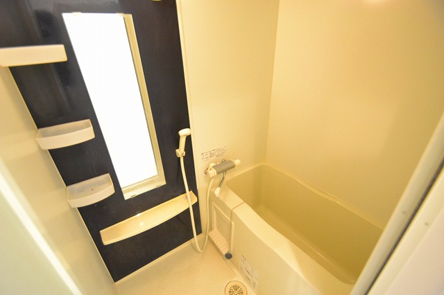 Bath. ☆ Bathroom is also fashionable in a wide chic ☆