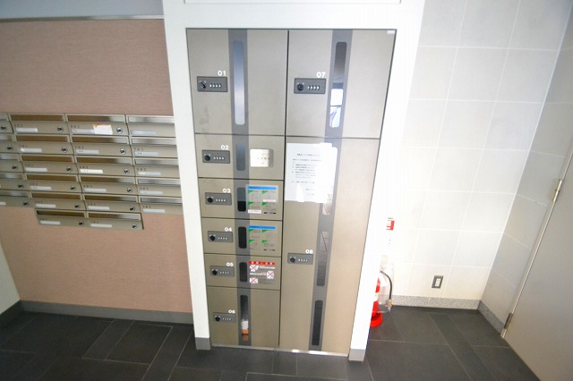 Other Equipment. ☆ It is a popular facility courier BOX ☆