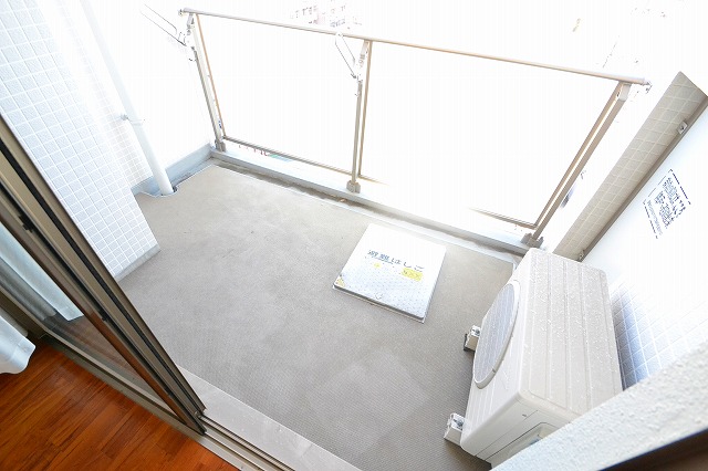 Balcony. ☆ It is very bright balcony ☆